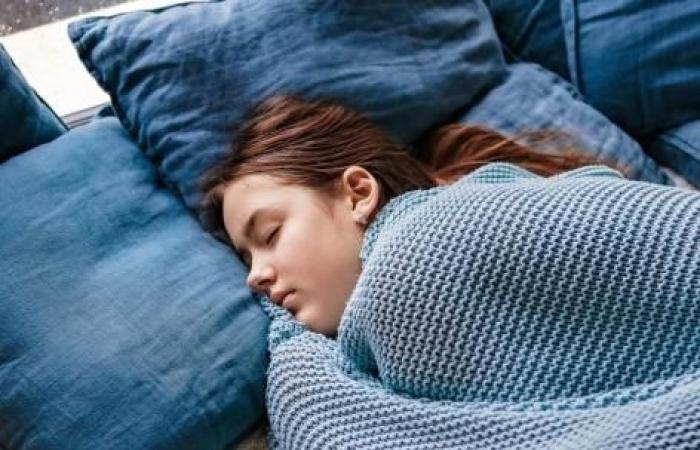 adequate sleep reduces risk in adolescents