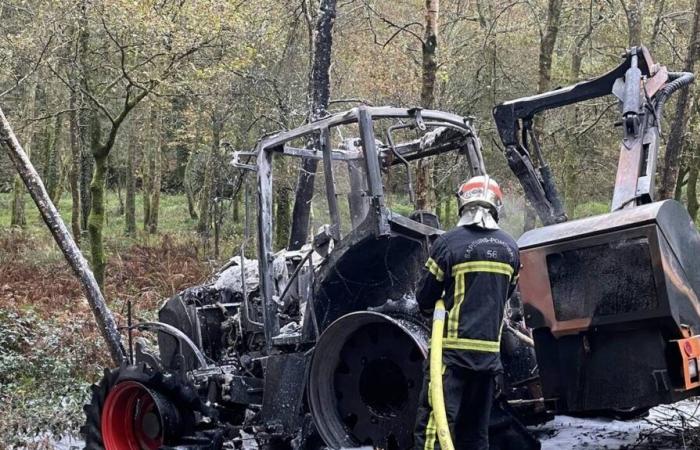 In Melrand, a tractor used by Baud community burst into flames