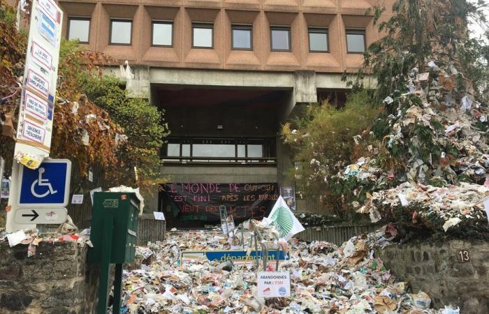 around a hundred demonstrators in Haute-Loire, the unions do not rule out toughening their tone