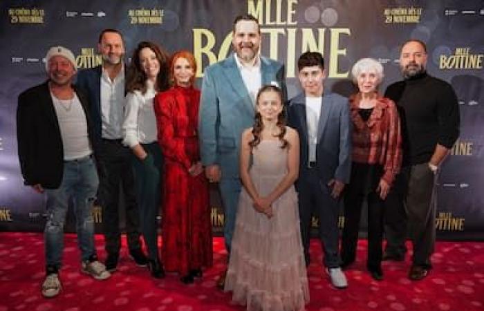 [PHOTOS] Antoine Bertrand and Catherine-Anne Toupin shine on the red carpet at the Montreal premiere of the film “Mlle Bottine”