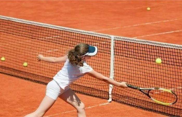 In the Channel, the number of adult tennis licenses is increasing