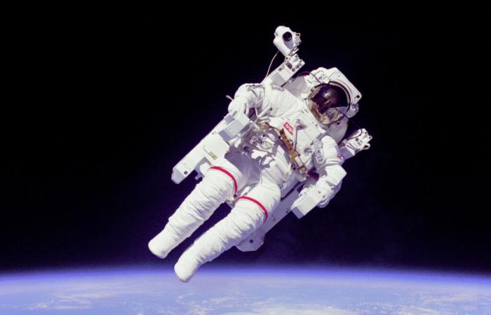 NASA sounds the alarm over the deplorable state of its spacesuits