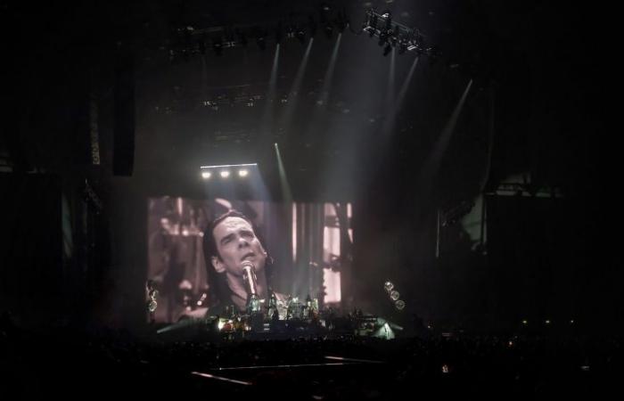 Nick Cave and The Bad Seeds in concert at the Accor Arena in Paris: we were there, we tell you