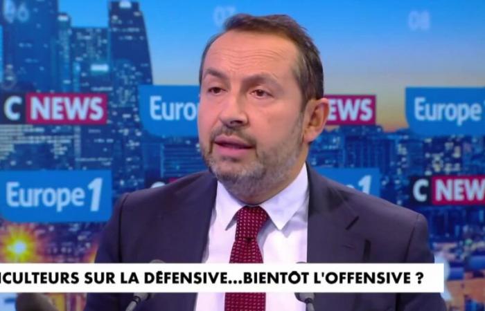 “Emmanuel Macron lies and betrays rurality,” assures Sébastien Chenu