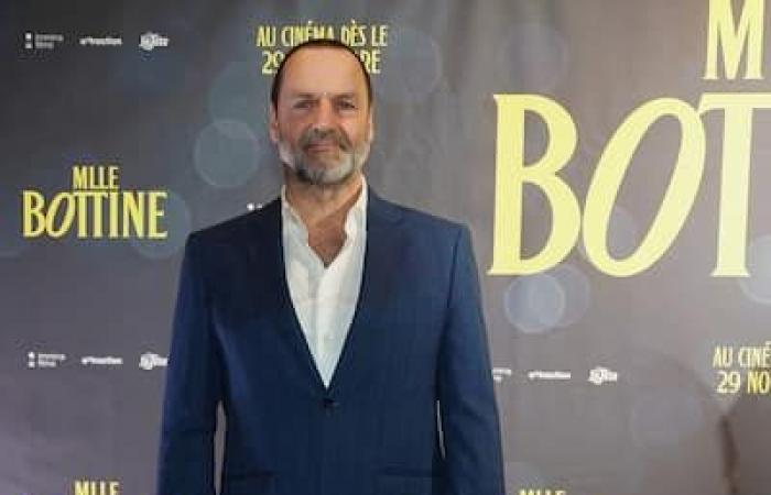 [PHOTOS] Antoine Bertrand and Catherine-Anne Toupin shine on the red carpet at the Montreal premiere of the film “Mlle Bottine”