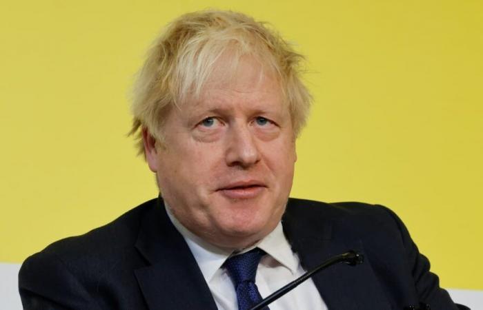 Boris Johnson calls for US$500 billion loan to Ukraine and its NATO membership date to be announced