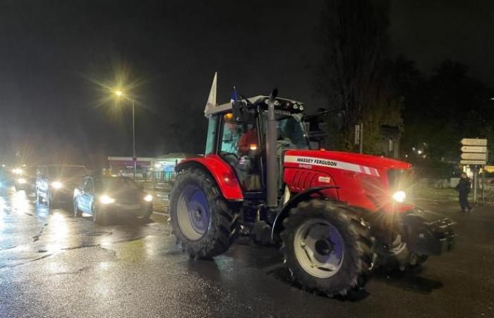 tractors arrive at the crossroads of Europe in Troyes