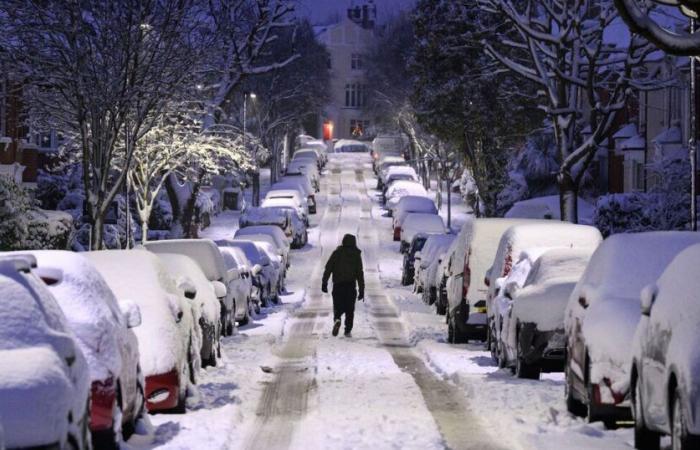 Power cuts warning in 13 cities as England prepares for 15-hour snowstorm | Weather | News