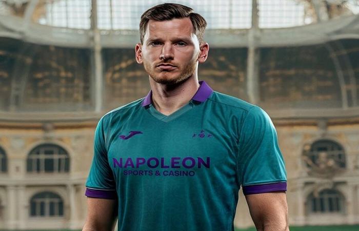 Anderlecht: Hazard and Vertonghen back