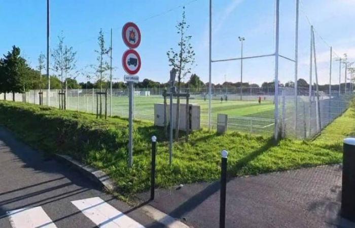 An educator violently attacked during a U18F match