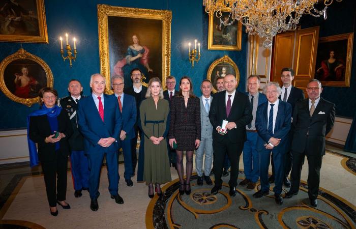 Princess Caroline highlights her daughter Charlotte Casiraghi in the Blue Salon