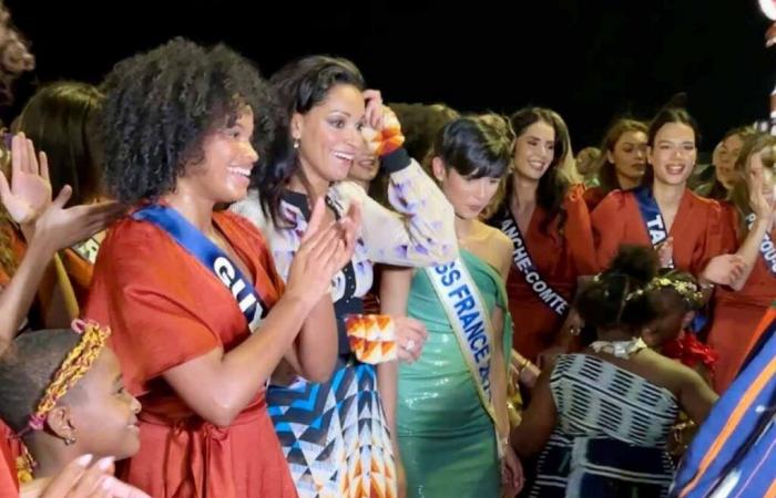 Miss Guyana leads the way on the tarmac