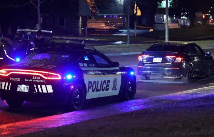 [EN IMAGES] Montreal: a motorist stopped thanks to a nail mat on Highway 40