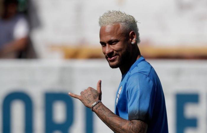 Neymar’s agent denies possible return to Santos