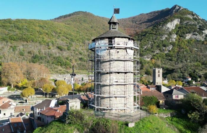 Pyrenees. The presence of scaffolding on this emblematic monument is intriguing: what is happening?