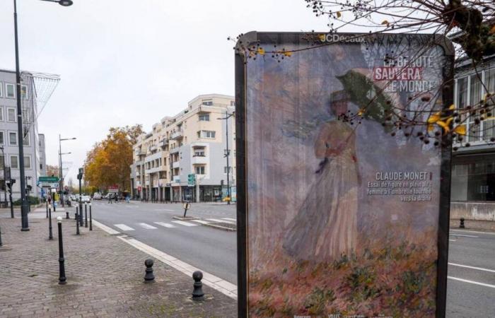 these 32 cities in France replace advertisements with works of art