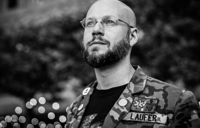 Usbek & Rica – Mixæl Laufer, the man who wants to teach you how to hack your pharmacy