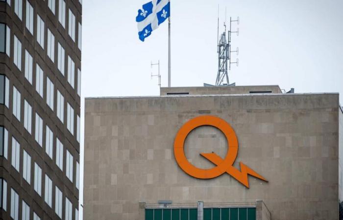 Hydro-Québec’s profits fall by 30%