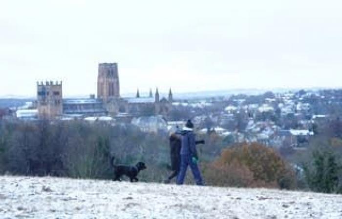 Weather UK live: Travel chaos and schools closures mount as up to 15cm more snow expected to fall