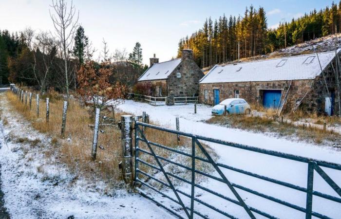 Parts of UK braced for ‘disruptive snow’ after coldest night of the season | UK News