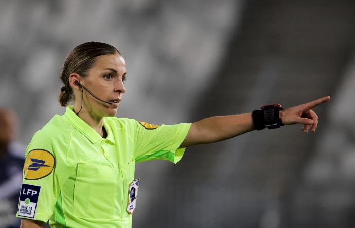 Stéphanie Frappart referee of the duel between Reims and OL