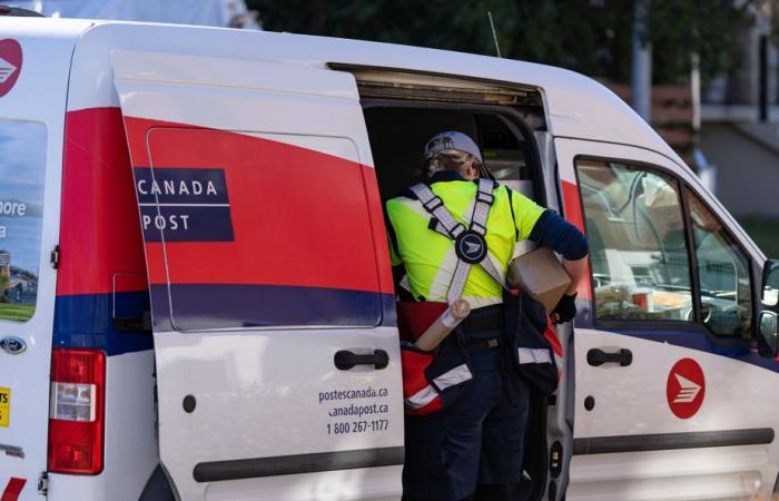 Canada Post strike | What happens to my mail?