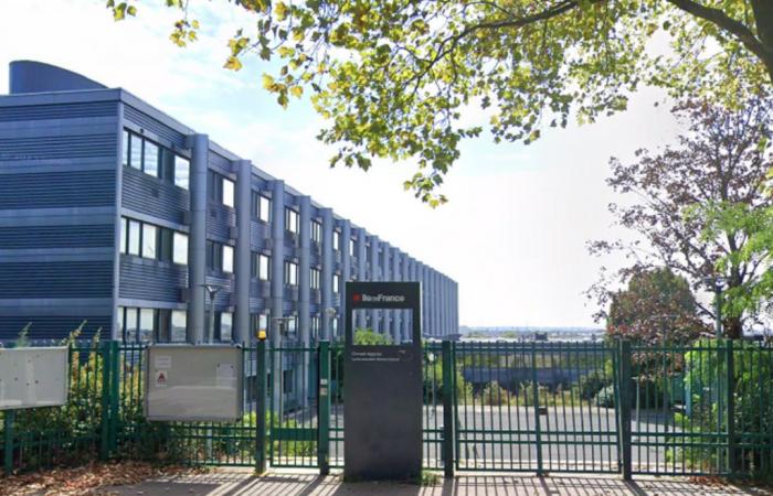 In this high school in Val-de-Marne, around ten cancers have broken out, the ARS is leading the investigation