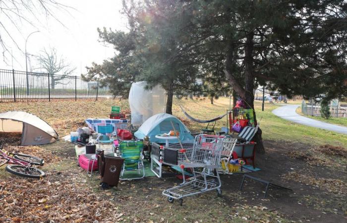 Roaming | Reprieve for the Notre-Dame Street encampment