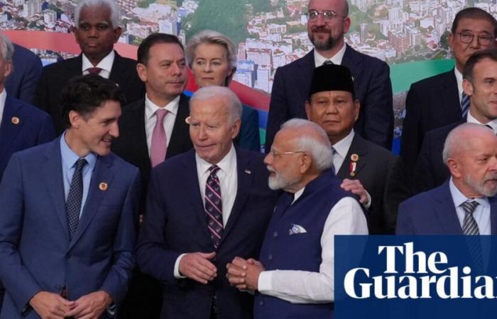 Take two: Biden makes it into G20 leaders’ photo after missing first one | Joe Biden