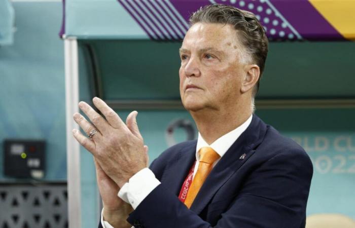 Louis van Gaal ignites for Francesco Farioli