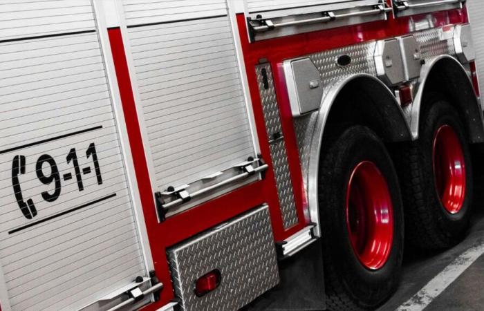 Two fires raged in the Saint-Sauveur district of Quebec