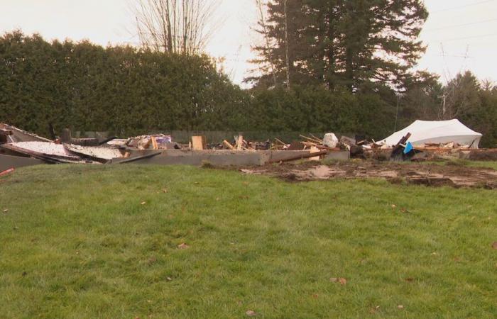 Fire of a house in Trois-Rivières: a family on the street, the former owner would be linked to the Hells Angels