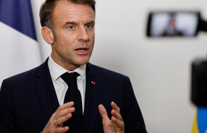 Emmanuel Macron denounces Russia’s “escalatory” posture which has expanded its nuclear doctrine