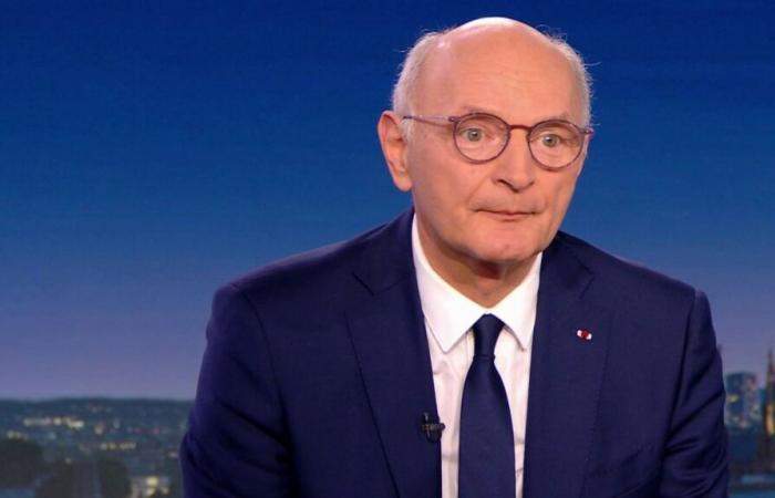 “We are very late”, recognizes the Minister of Justice Didier Migaud on France 2