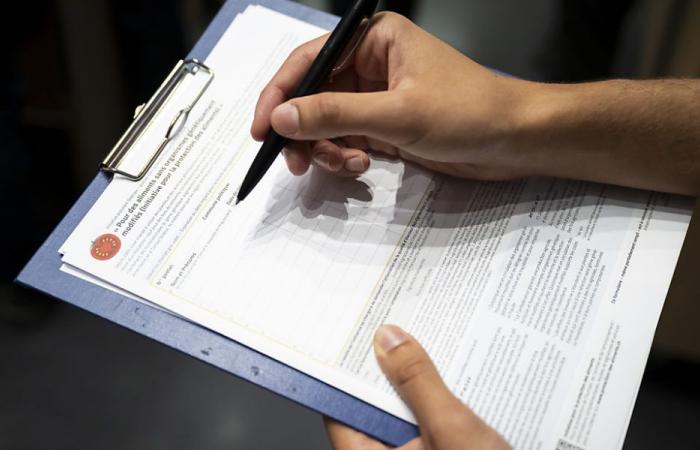 Elected officials wish to better regulate the paid collection of signatures