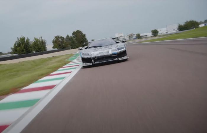 Charles Leclerc and Carlos Sainz test the F80 in Fiorano