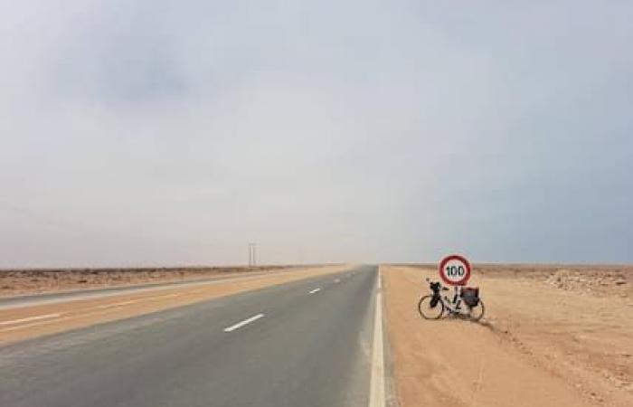 18-year-old cycles over 7,000 kilometers alone