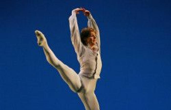 Russian prima ballerina dies after falling from balcony