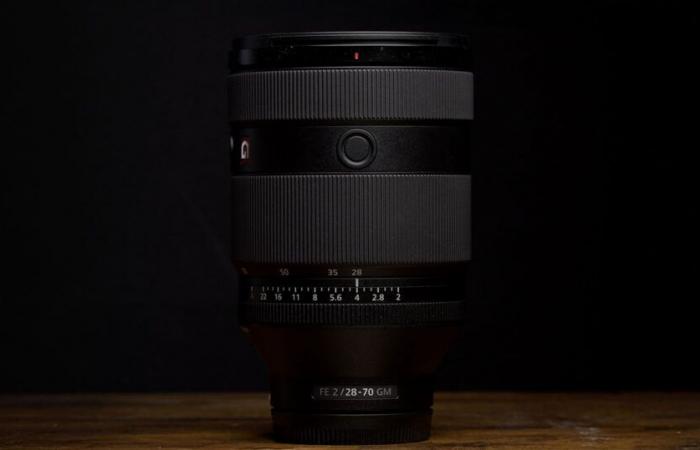 Sony 28-70mm f/2 GM Puts Canon’s Popular Fast Zoom Lens in Its Sights