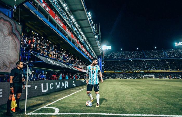 Argentina receives Peru on the Boca field