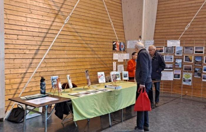 ÉTANG-SUR-ARROUX: The Nature and Forest high school of Velet present at the book fair in Etang-sur-Arroux