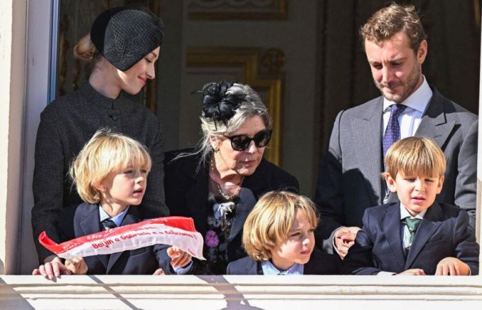 Princess Caroline happy grandmother with her seven grandchildren on the balcony of the princely palace