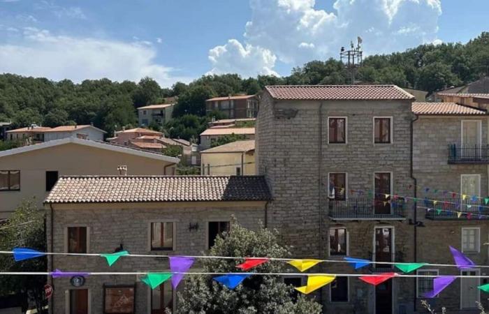 Italian village offers $1 houses to Americans frustrated with Trump election