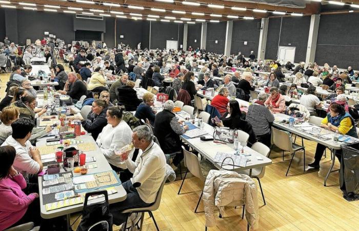 In Caudan, Johnny’s fans bring together 500 players for their lottery