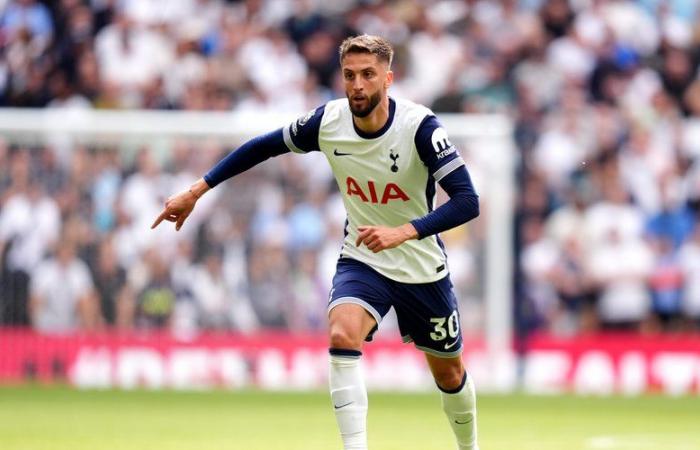 “They all look the same”, Uruguayan Tottenham footballer suspended for seven matches for racist remarks