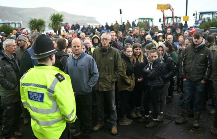 in London, farmers mobilize against the increase in an inheritance tax