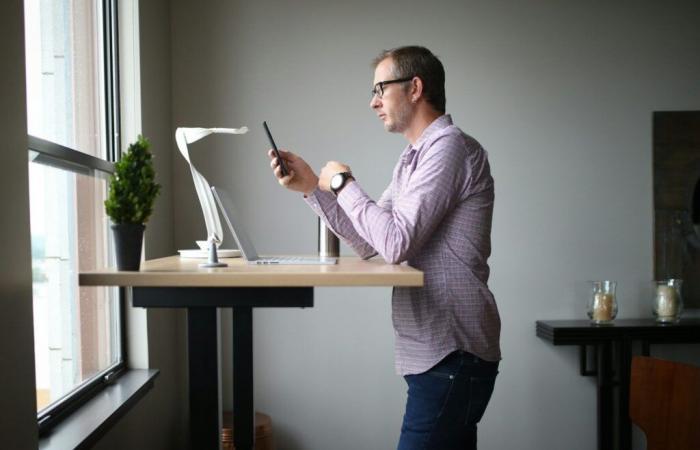 Are sit-stand desks really useful?