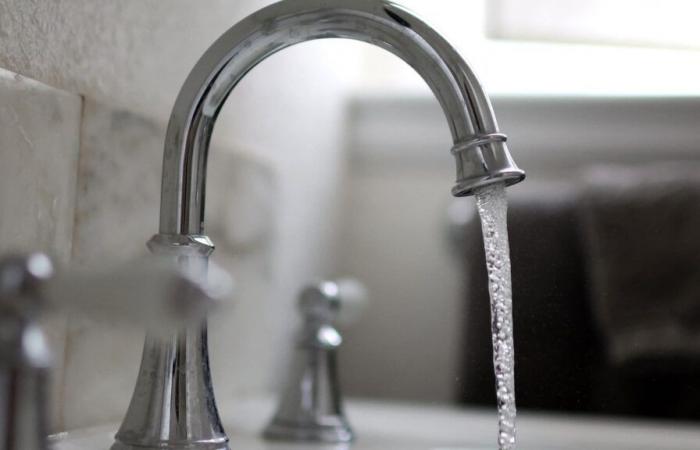 water consumption discouraged in 15 municipalities after contamination