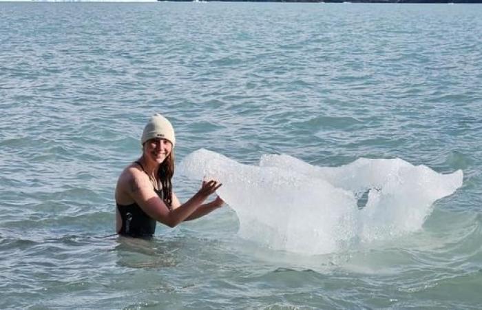 Student at EM Normandie, Marion Joffle swims in freezing waters