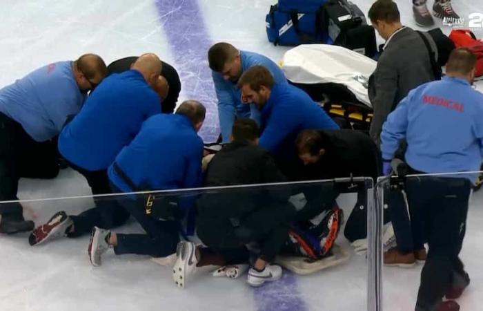 Disturbing scene: a referee must be taken out on a stretcher in Philadelphia